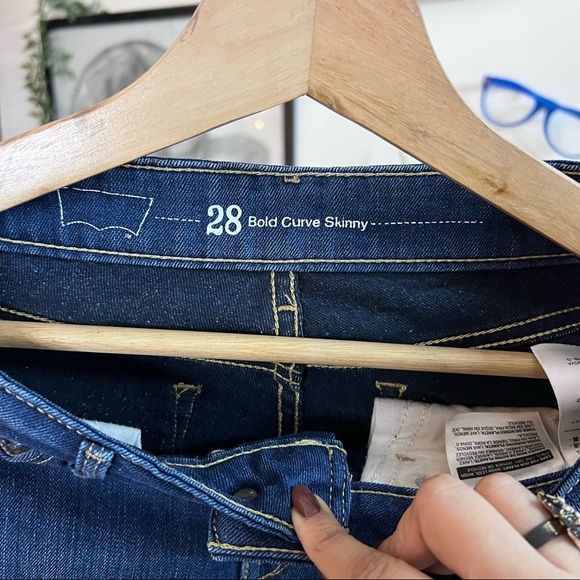 Levis OG - Bold Curve Skinny Jean - Picture 4 of 5